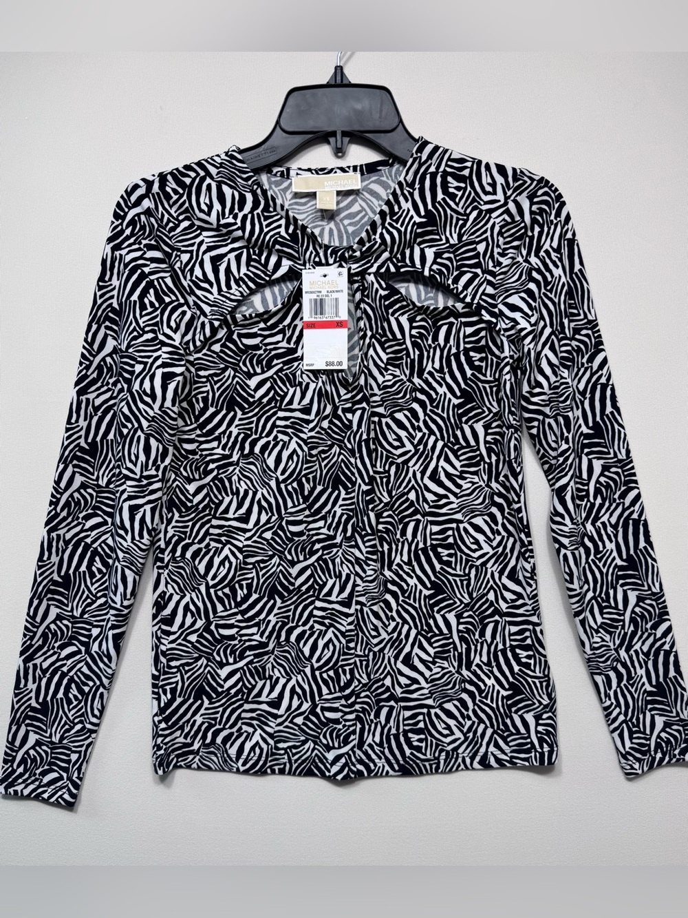 MICHAEL MICHAEL KORS Women's Printed Twist Keyhole top